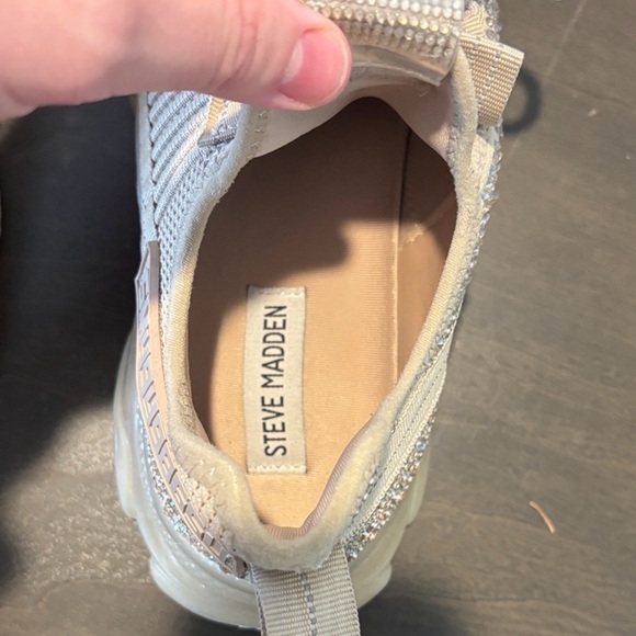 Steve Madden Beige Sneakers with Sparkling Accents - Picture 5 of 6